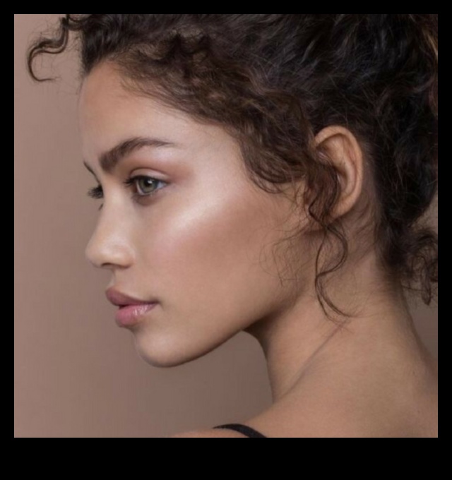 Φωτεινά μυστικά: Επίτευξη μιας φυσικά λαμπερής εμφάνισης με highlighter