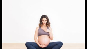 Radiant Relaxation: Ήπιες και καταπραϋντικές ασκήσεις εγκυμοσύνης